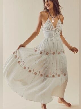 kenna tulle maxi dress Tremmezina Tulle Halter Maxi